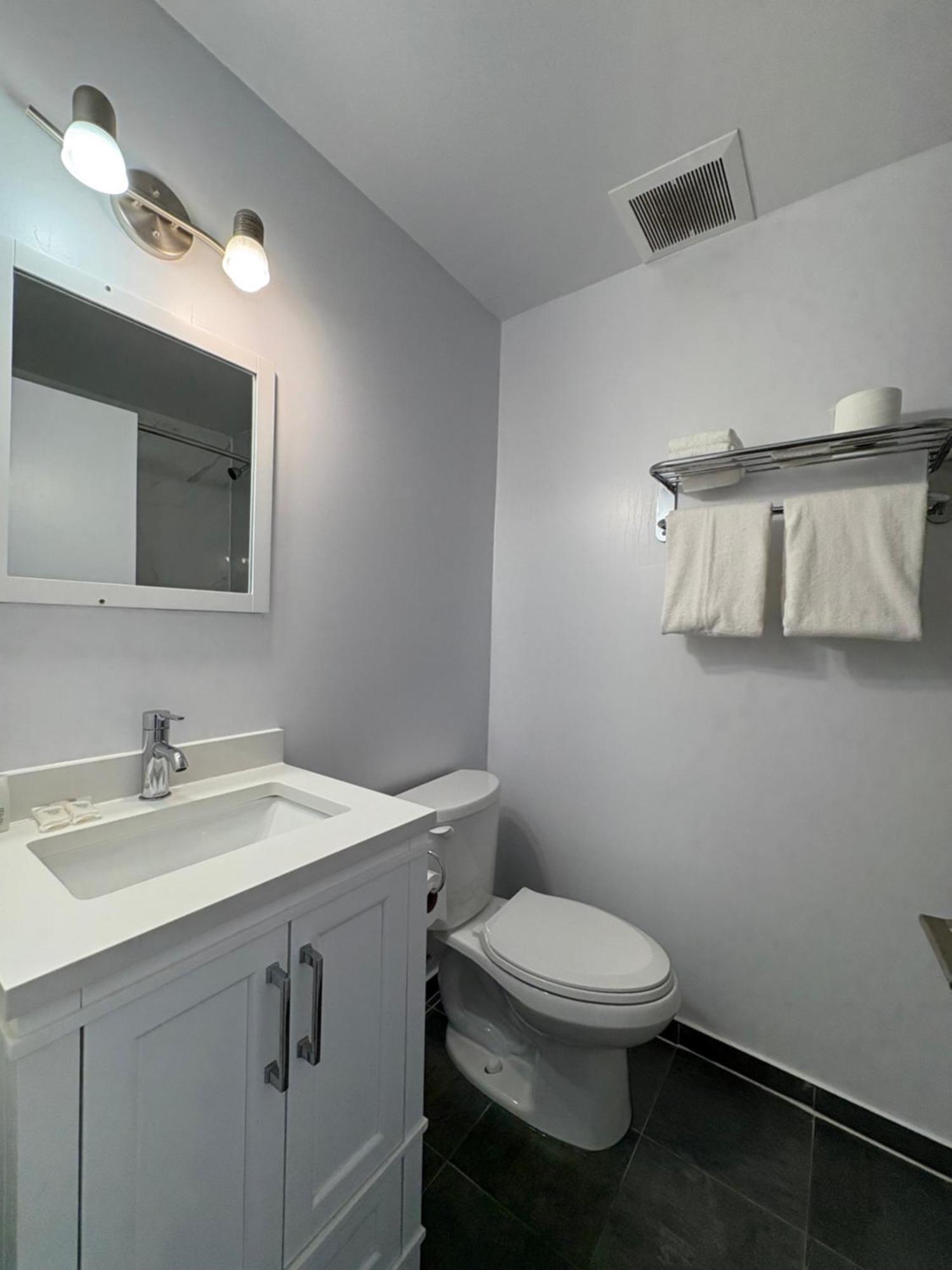 Island View Lodge 파월강 외부 사진